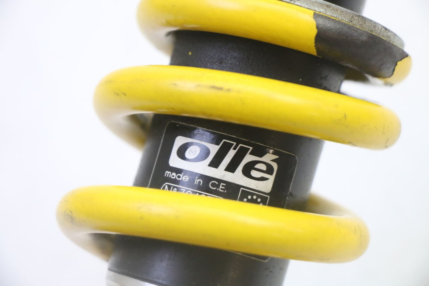 photo de AMMORTIZZATORE POSTERIORE DERBI SENDA SM DRD 50 (2008 - 2013) - Primo piano tecnico