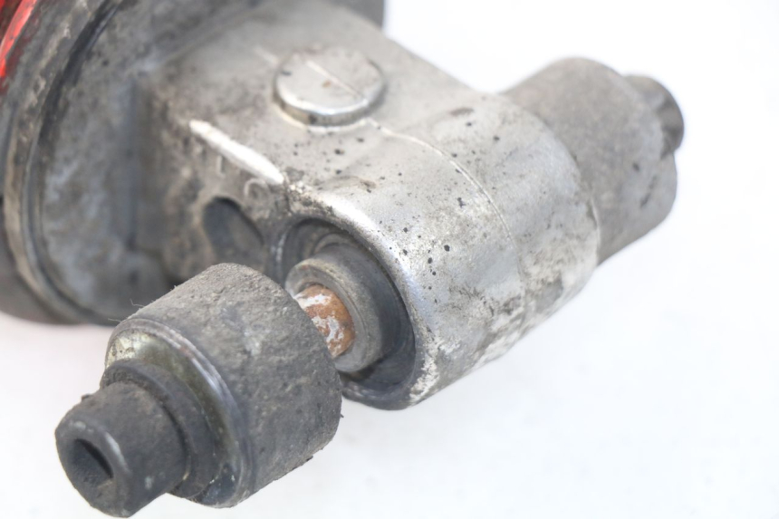 photo de Ammortizzatore posteriore TRIUMPH SPRINT ST ABS 1050 (2005 - 2007) - Primo piano tecnico