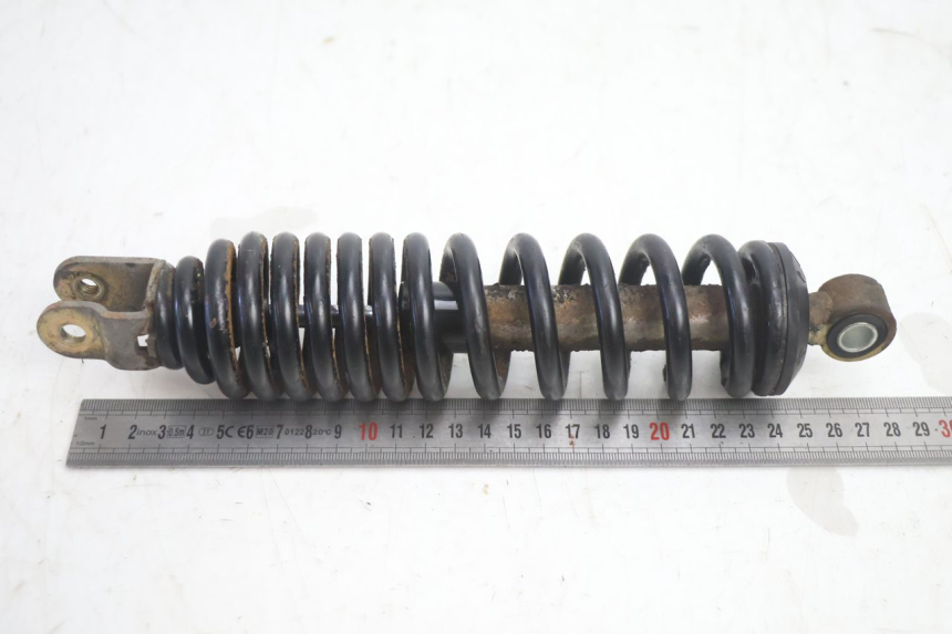 photo de Ammortizzatore posteriore PEUGEOT TREKKER 50 (1995 - 2004) - Primo piano tecnico