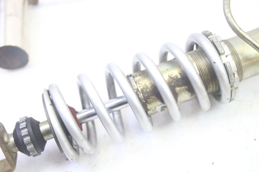 photo de AMMORTIZZATORE POSTERIORE YAMAHA TTR 125 (2000 - 2020) - Altra angolazione