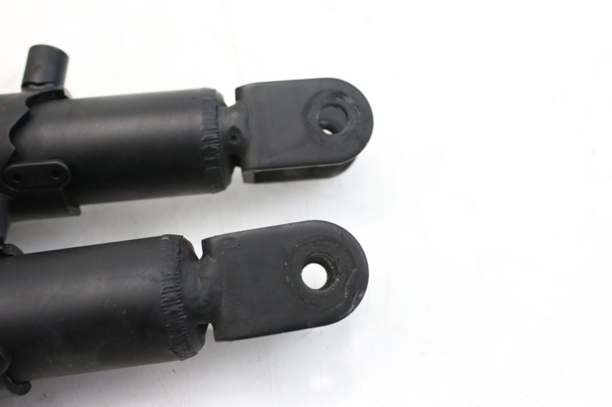 photo de AMMORTIZZATORE POSTERIORE PEUGEOT TWEET 125 (2010 - 2017) - Vista d'insieme del prodotto