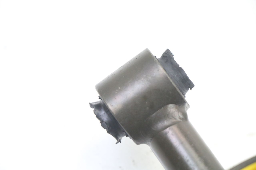 photo de AMMORTIZZATORE POSTERIORE YAMAHA TZR 50 (2008 - 2016) - Primo piano tecnico