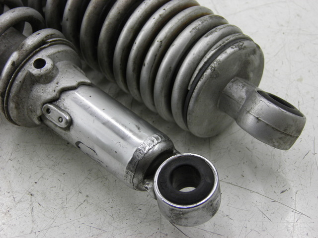 photo de Ammortizzatore posteriore YAMAHA YBR CUSTOM 125 (2008 - 2010) - Dettaglio del componente