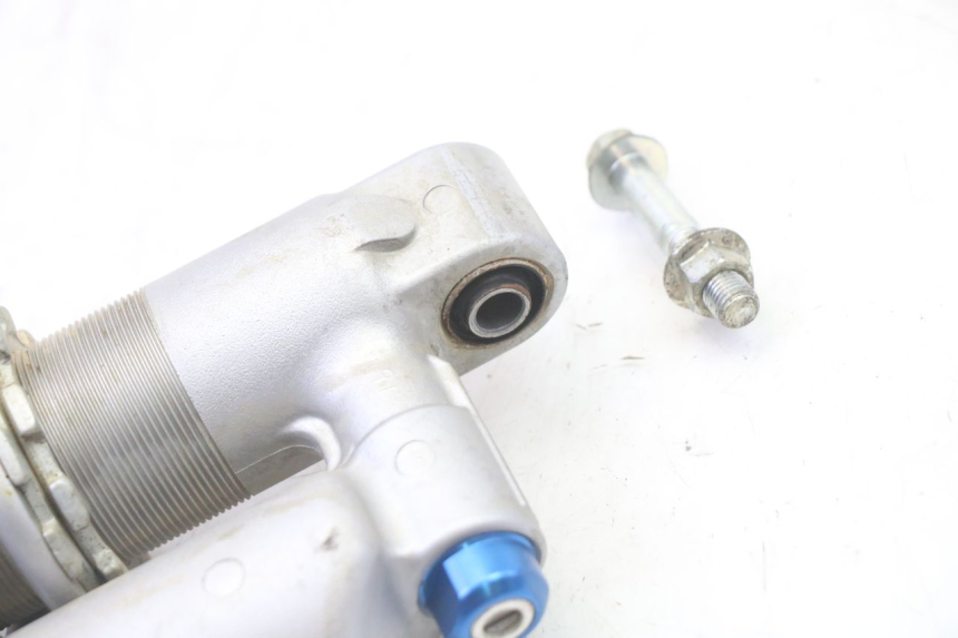 photo de AMMORTIZZATORE POSTERIORE YAMAHA YZ 85 (2022 - 2025) - Stato della superficie e materiale