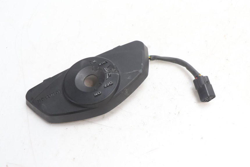 photo de ANTENNA TRANSPONDER SUZUKI GSR 600 (2005 - 2012) - Zoom sullo stato d'uso