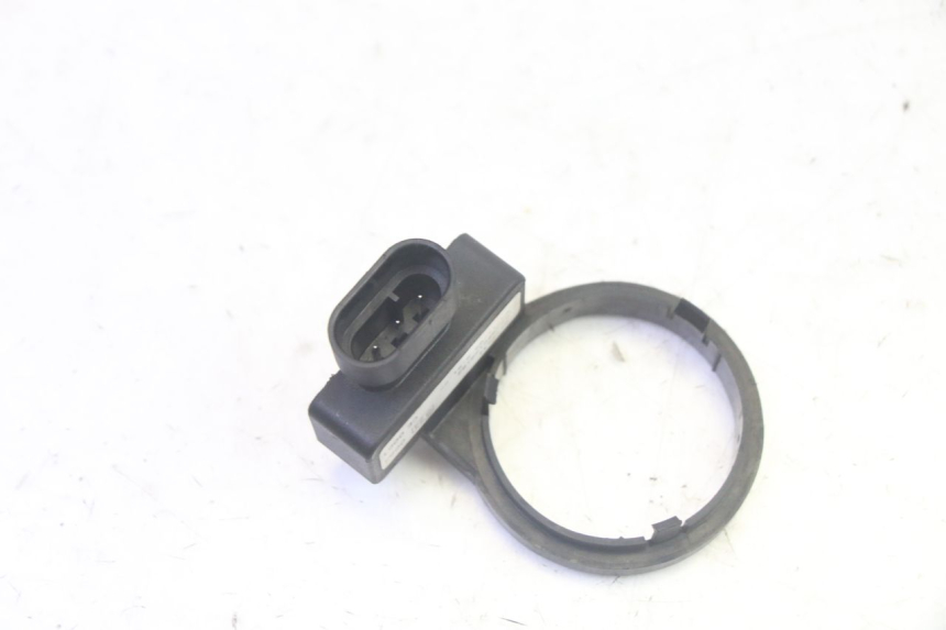 photo de ANTENNA TRANSPONDER PIAGGIO MP3 RL 250 (2006 - 2010) - Dettaglio del componente