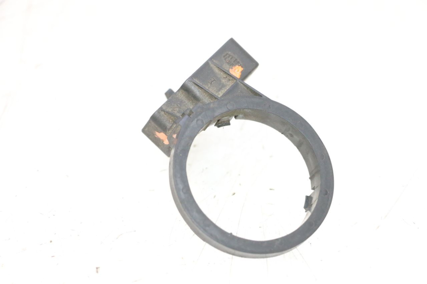 photo de ANTENNA TRANSPONDER PIAGGIO MP3 RL 250 (2006 - 2010) - Stato della superficie e materiale