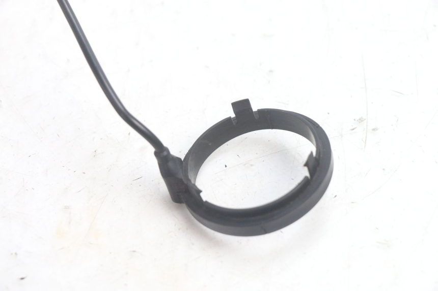 photo de ANTENNA TRANSPONDER PIAGGIO MP3 125 (2006 - 2014) - Zoom sullo stato d'uso