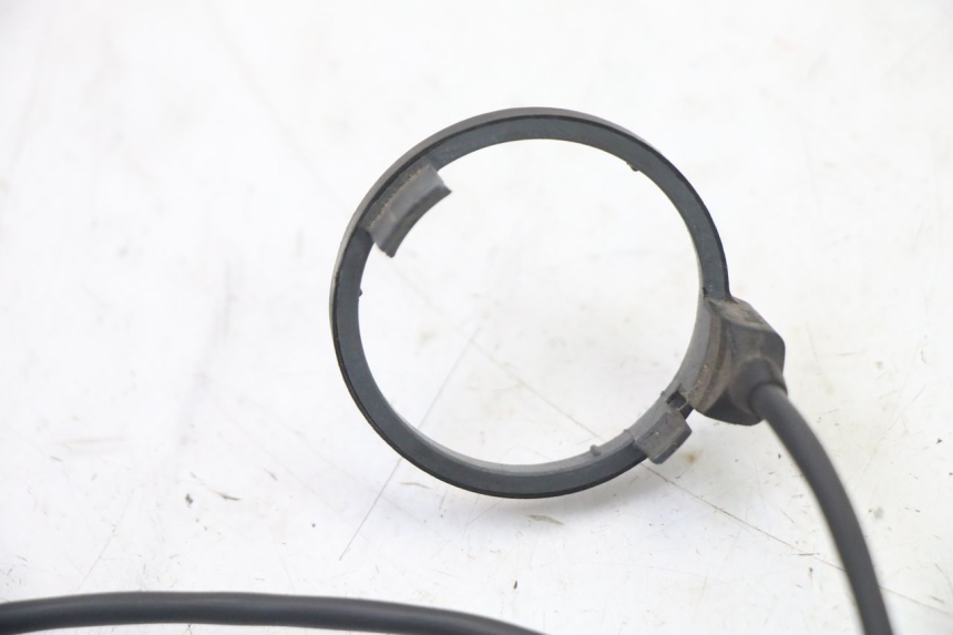 photo de ANTENNA TRANSPONDER PEUGEOT SATELIS COMPRESSOR K15 125 (2006 - 2009) - Primo piano tecnico