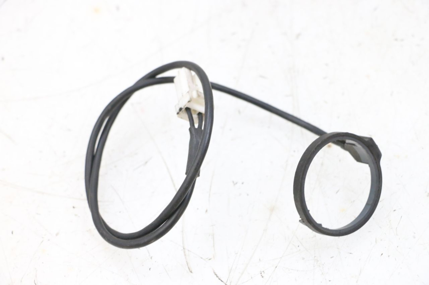 photo de ANTENNA TRANSPONDER PEUGEOT SATELIS 125 (2006 - 2009) - Altra angolazione