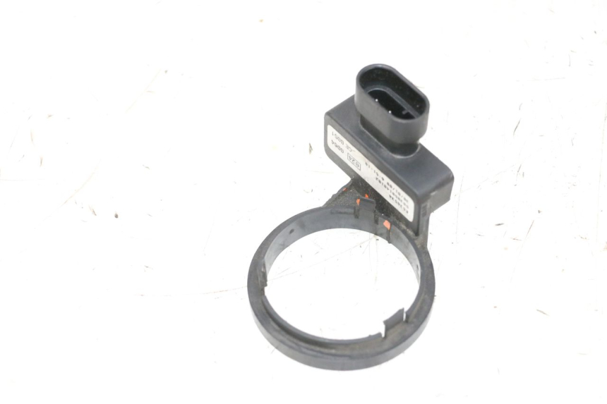 photo de ANTENNA TRANSPONDER PIAGGIO VESPA GTS SUPER IE 125 (2009 - 2016) - Altra angolazione