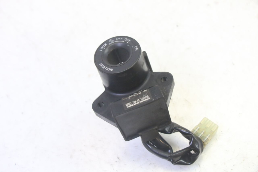 photo de ANTENNA TRANSPONDER YAMAHA X-MAX XMAX 250 (2006 - 2009) - Altra angolazione