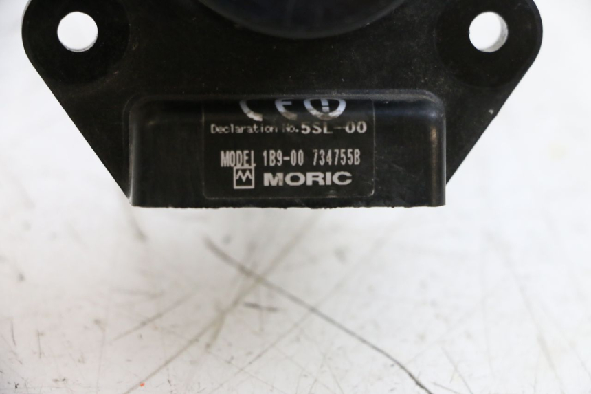 photo de ANTENNA TRANSPONDER YAMAHA XMAX X-MAX 125 (2006 - 2009) - Stato della superficie e materiale