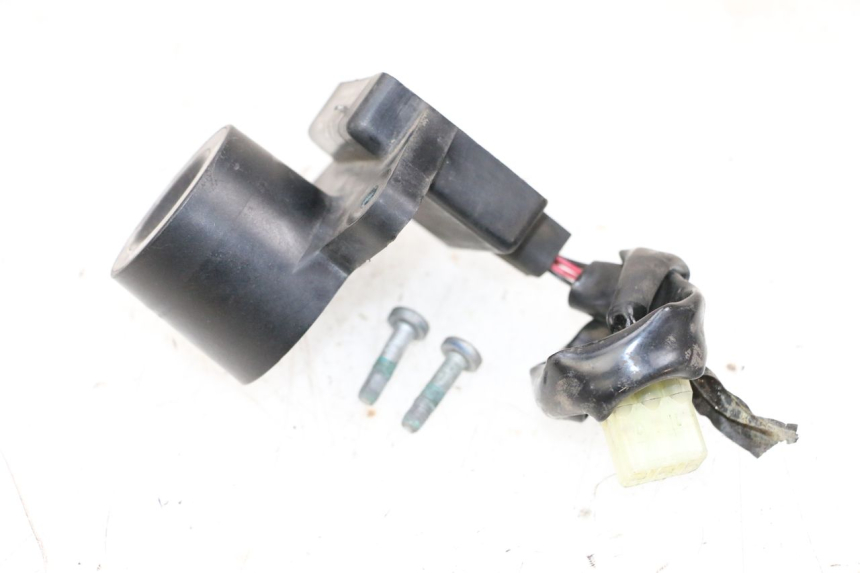 photo de ANTENNA TRANSPONDER YAMAHA XMAX X-MAX 125 (2006 - 2009) - Dettagli dei punti di fissaggio