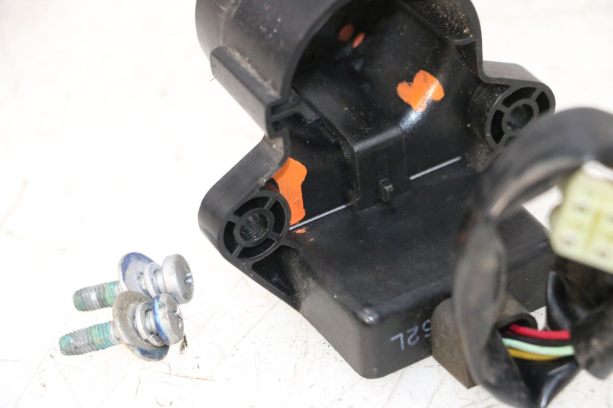 photo de ANTENNA TRANSPONDER YAMAHA XMAX X-MAX 125 (2006 - 2009) - Primo piano tecnico