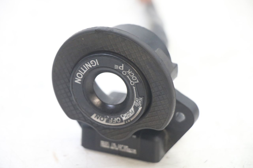 photo de ANTENNA TRANSPONDER YAMAHA YP X-MAX XMAX 400 (2014 - 2017) - Zoom sullo stato d'uso