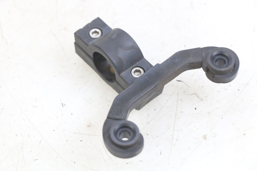 photo de ARAIA CONTACHI KYMCO AGILITY NAKED RENOUVO 2T 50 (2011 - 2018) - Zoom sullo stato d'uso