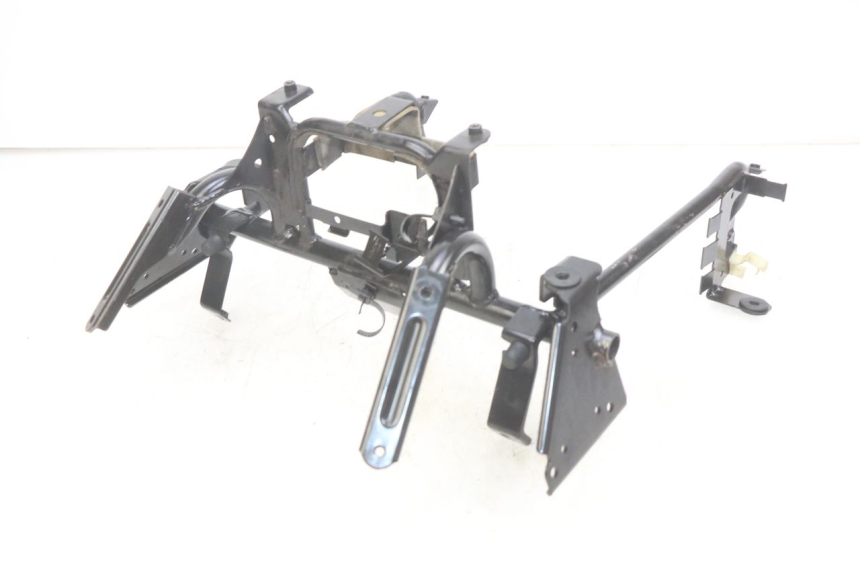 photo de ARAIA ANTERIORE SUZUKI BURGMAN 650 (2002 - 2004) - Primo piano tecnico