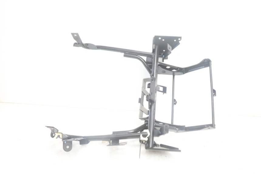 photo de CUPOLINO STAFFA SUZUKI BURGMAN EXECUTIVE ABS 650 (2006 - 2012) - Dettagli dei punti di fissaggio