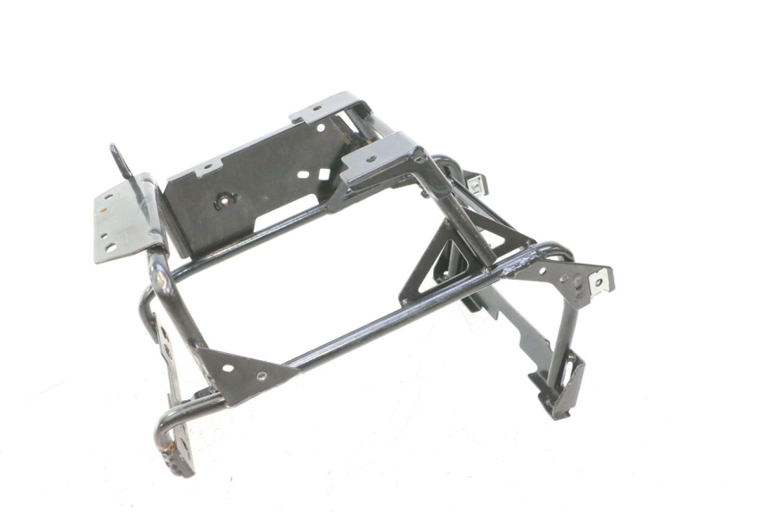 photo de ARAIA ANTERIORE PEUGEOT CITYSTAR 2T 50 (2018 - 2021) - Primo piano tecnico