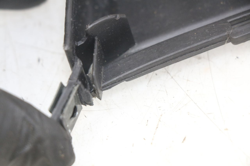 photo de ARAIA ANTERIORE PIAGGIO XEVO - X EVO 125 (2007 - 2017) - Altra angolazione