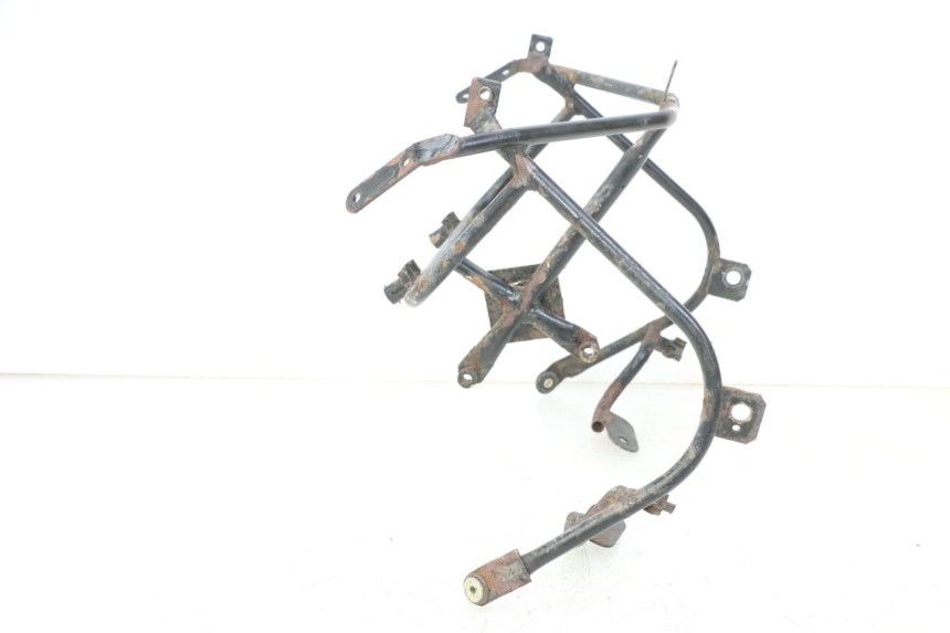 photo de CUPOLINO STAFFA TRIUMPH SPRINT 900 (1995 - 1998) - Dettagli dei punti di fissaggio