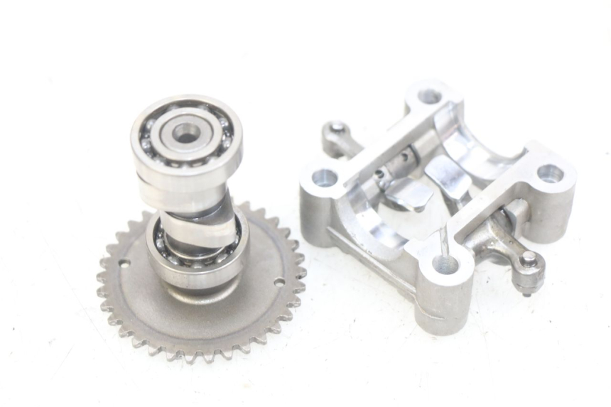 photo de ALBERO A CAMME KYMCO AGILITY 16+ 4T 50 (2018 - 2023) - Dettagli dei punti di fissaggio