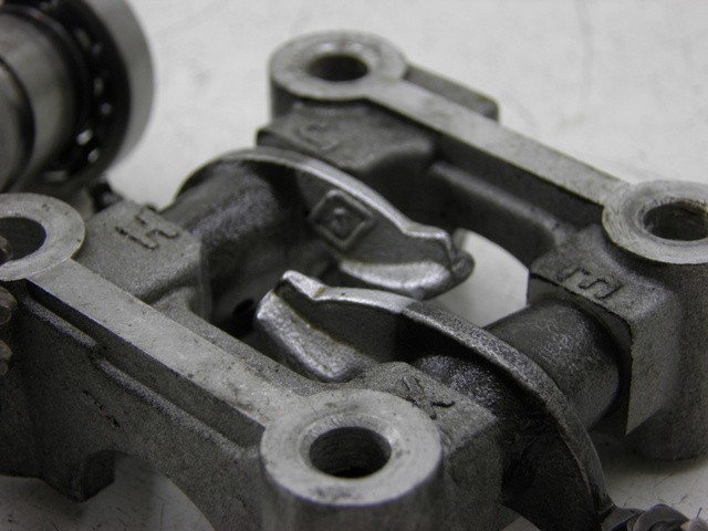 photo de Albero a camme BAOTIAN TRAVEL SPIRIT 50 (2010 - 2012) - Dettagli dei punti di fissaggio