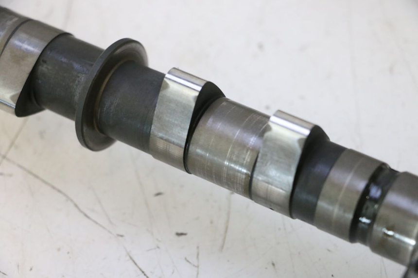 photo de ALBERO CAMME YAMAHA FJR 1300 (2001 - 2005) - Dettagli dei punti di fissaggio
