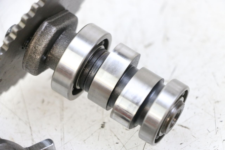 photo de ALBERO CAMME PEUGEOT KISBEE 4T 50 (2018 - 2022) - Dettagli dei punti di fissaggio