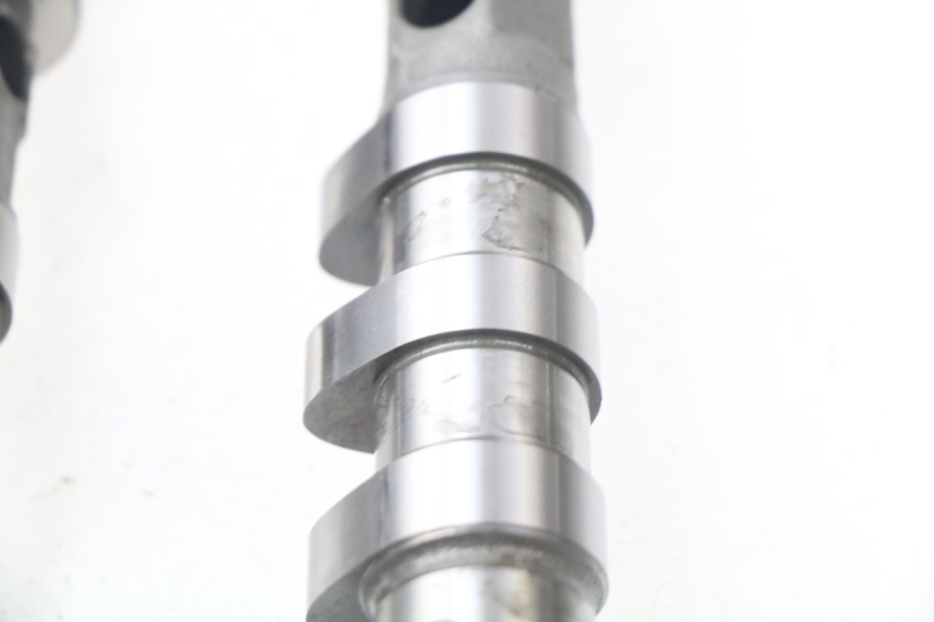 photo de Albero a camme YAMAHA TDM ABS 900 (2002 - 2014) - Caratteristiche distintive