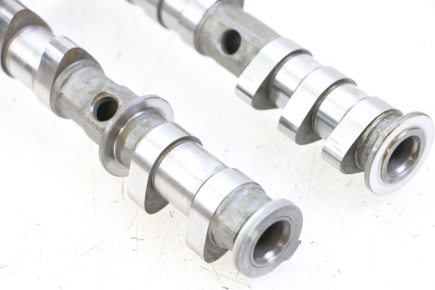 photo de Albero a camme YAMAHA TDM ABS 900 (2002 - 2014) - Primo piano tecnico