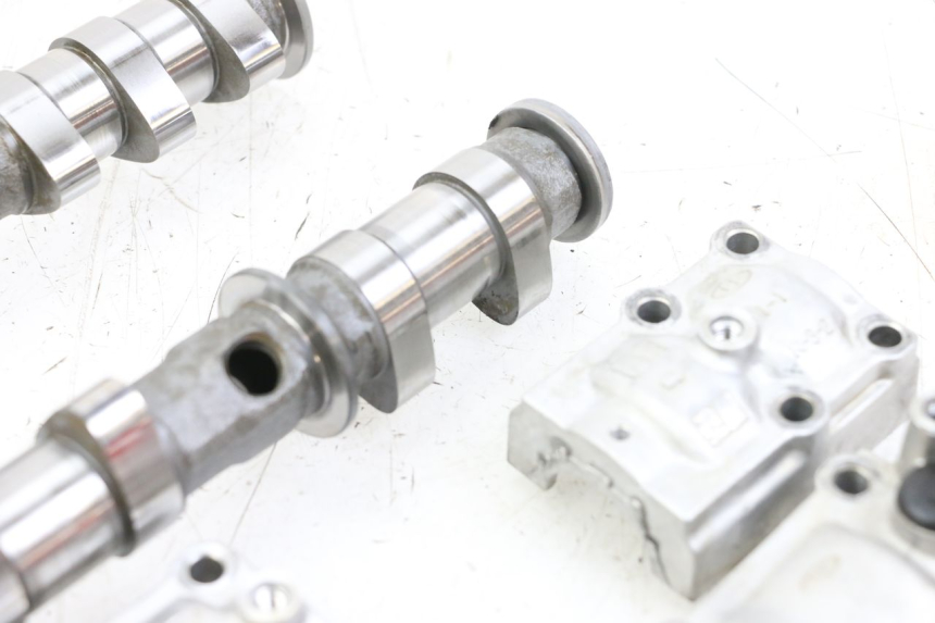 photo de Albero a camme YAMAHA TDM ABS 900 (2002 - 2014) - Dettagli dei punti di fissaggio