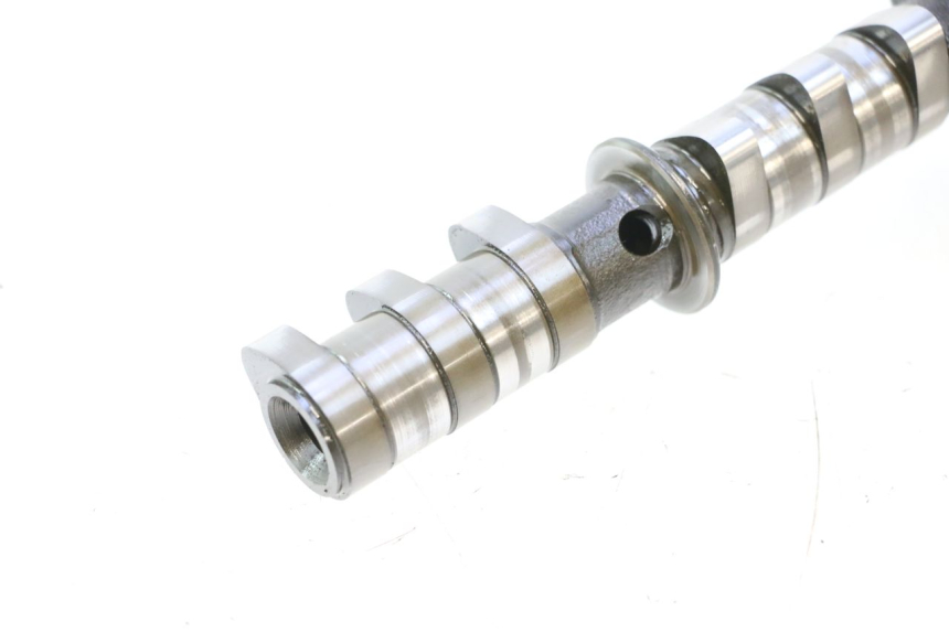 photo de ASPIRAZIONE ALBERO CAMME YAMAHA YZF R GENESIS 750 (1993 - 1998) - Zoom sui componenti