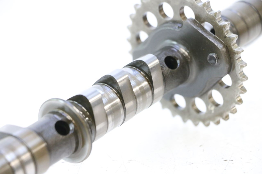 photo de ASPIRAZIONE ALBERO CAMME YAMAHA YZF R GENESIS 750 (1993 - 1998) - Primo piano ad alta risoluzione
