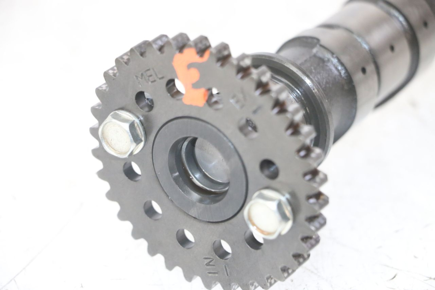 photo de SCARICO ALBERO CAMME HONDA CB R 1000 (2018 - 2023) - Primo piano ad alta risoluzione