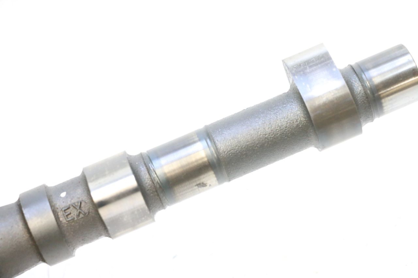 photo de SCARICO ALBERO CAMME KAWASAKI ZR7 ZR-7 S 750 (1999 - 2004) - Primo piano tecnico