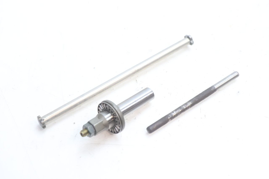 photo de ALBERO FRIZIONE SUZUKI GSR 600 (2005 - 2012) - Vista principale