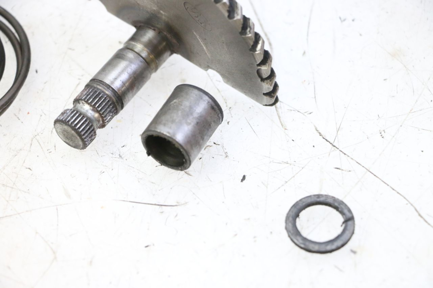 photo de ALBERO AVVIAMENTO PEUGEOT CITYSTAR 50 (2013 - 2017) - Primo piano tecnico