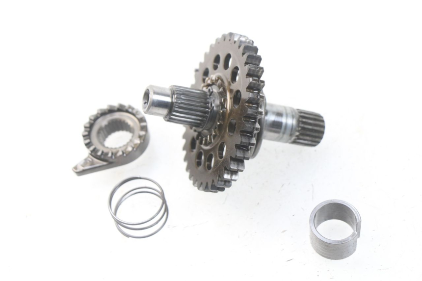 photo de ALBERO AVVIAMENTO HONDA CRF CR-F 450 (2005 - 2008) - Primo piano tecnico