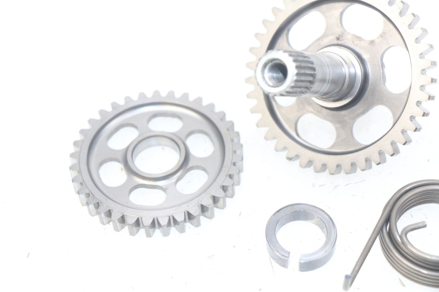 photo de ALBERO DEL CAMBIO HONDA CRF 250 (2016 - 2017) - Primo piano tecnico