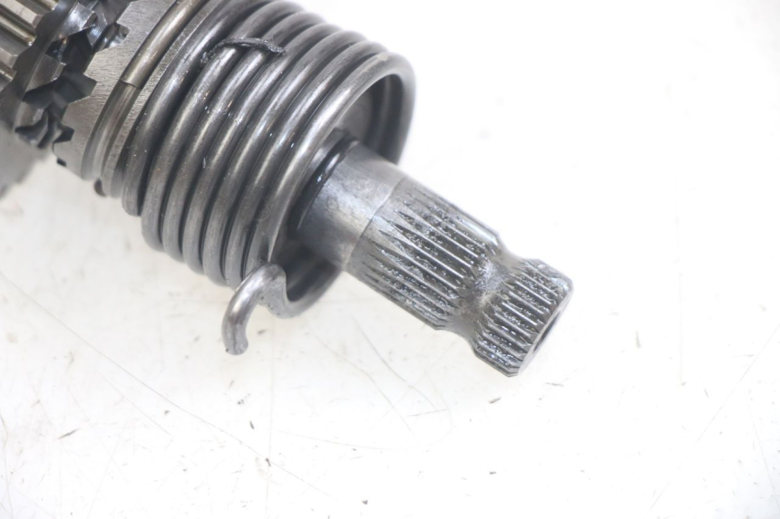 photo de ALBERO DEL CAMBIO GILERA RK 50 (1996 - 1999) - Primo piano tecnico