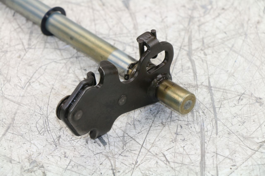 photo de Albero selettore HONDA CB 500 (1997 - 2003) - Primo piano tecnico