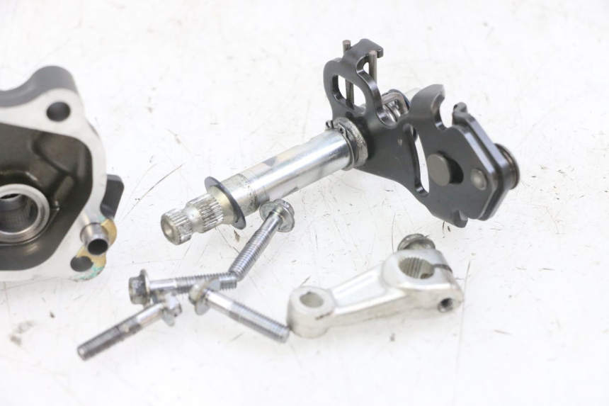 photo de ALBERO INGRANAGGIO HONDA CB R 1000 (2018 - 2023) - Zoom sullo stato d'uso