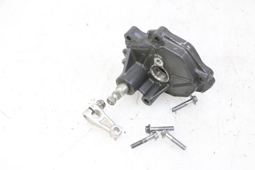 photo de ALBERO INGRANAGGIO HONDA CB R 1000 (2018 - 2023) - Altra angolazione