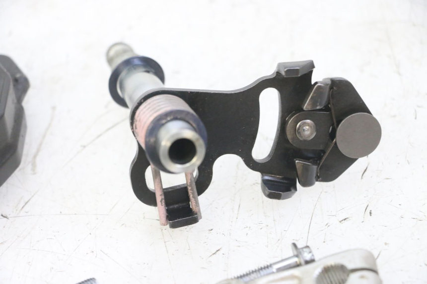 photo de ALBERO INGRANAGGIO HONDA CB R 1000 (2018 - 2023) - Ricambio usato controllato