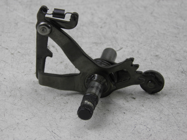 photo de ALBERO CAMBIO YAMAHA XJ F 900 (1983 - 1994) - Dettaglio del componente