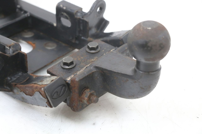 photo de GANCIO DI TRAINO HYTRACK HY S 4X4 410 (2013 - 2016) - Altra angolazione