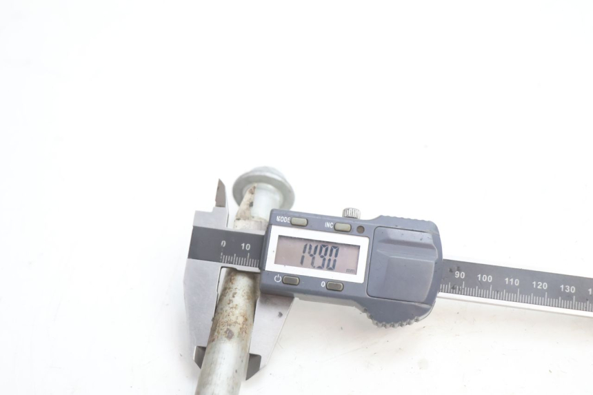 photo de ASSE FORCELLONE HONDA CB F HORNET 600 (2005 - 2006) - Primo piano tecnico