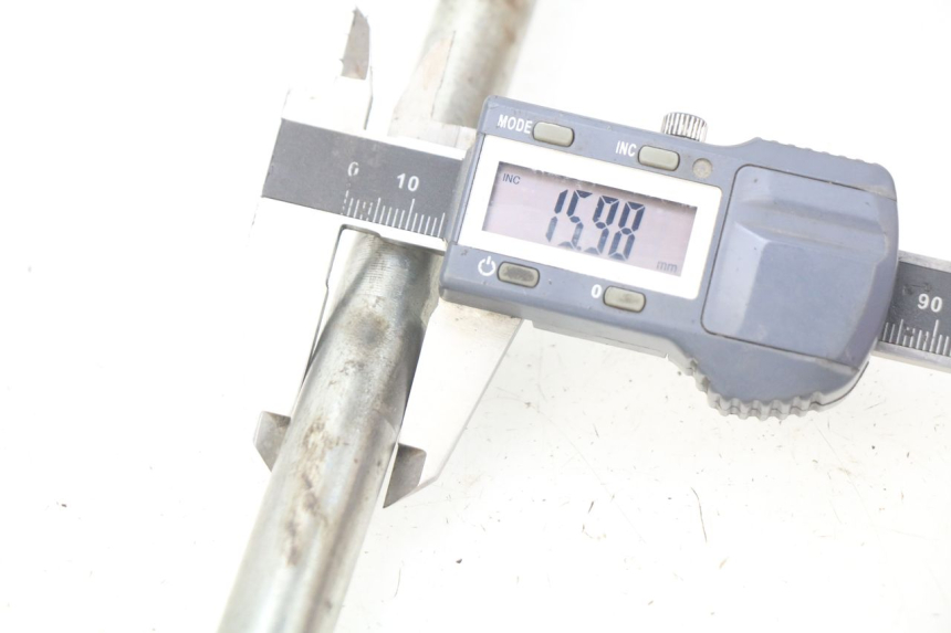 photo de ASSE BRACCIO OSCILLANTE YAMAHA FJ 3CX 1200 (1986 - 1996) - Dettaglio del componente